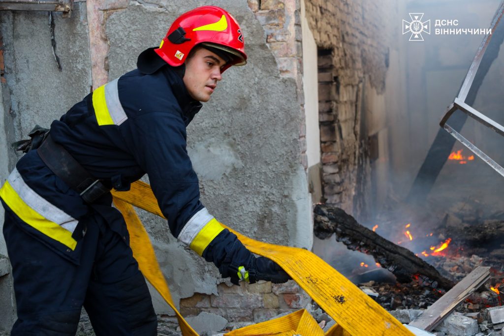 Ворог атакував Вінниччину: знеструмлено 17 населених пунктів