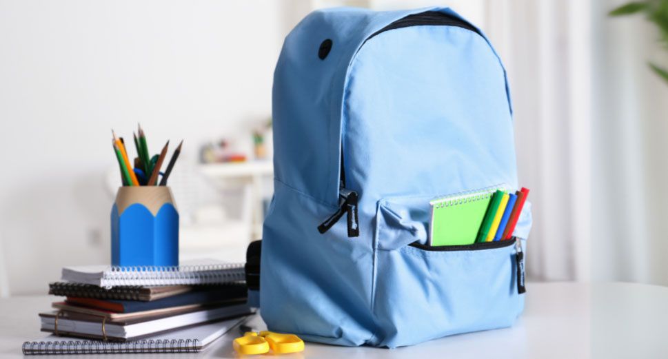 Батьки першокласників отримають 5 тис. грн за програмою «Пакунок школяра»