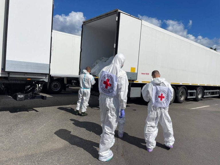 В Україну повернули тіла 1000 загиблих військових