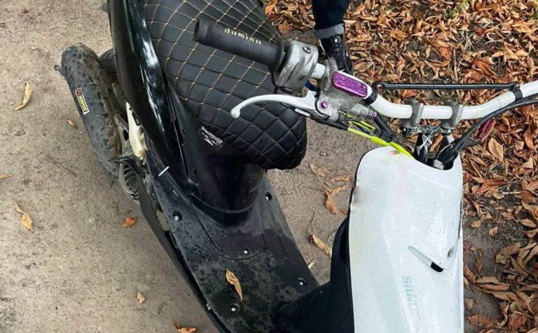 На матір 13-річного водія скутера у Вінниці склали протокол