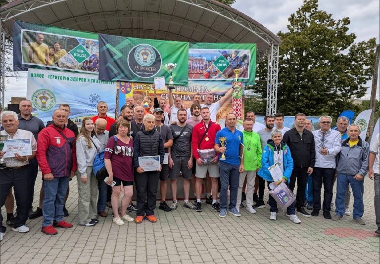 Вінницькі громади отримали по 20 тисяч гривень від «Українського Альянсу» та ГО «Ми-Вінничани» під час спортивних ігор