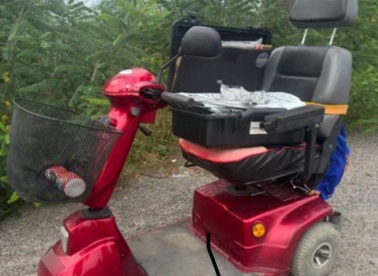 Пенсіонер із інвалідністю став жертвою грабіжника на Вінниччині