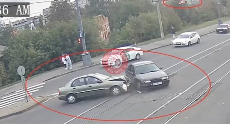 Ранкова ДТП на Соборній у Вінниці