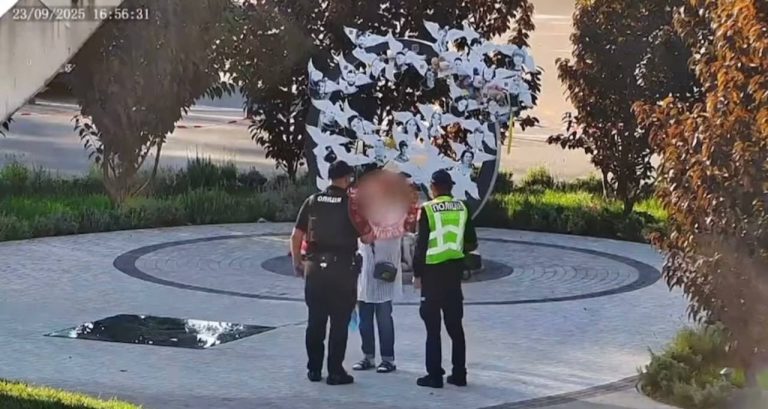 У Вінниці жінка осквернила Стелу Пам’яті загиблих від ракетного удару