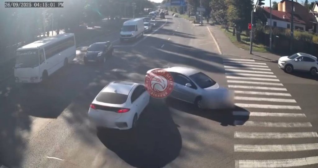 У Вінниці сталася ДТП за участю двох легковиків