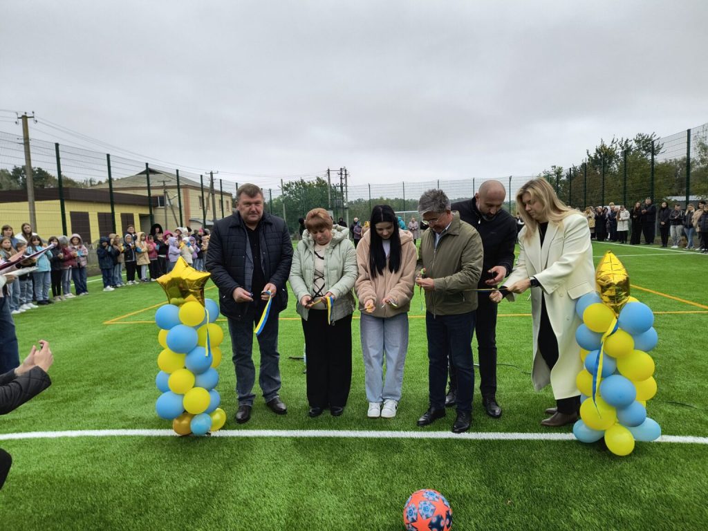 На Вінниччині відкрили спортивний майданчик на честь братів-Героїв Бомбелів