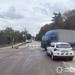 У Хмільнику вантажівка збила 70-річного чоловіка на електросамокаті