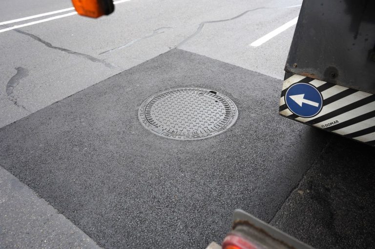 У Вінниці завершили модернізацію люків на Хмельницькому шосе