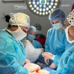 У Вінниці хірурги видалили 18-кілограмову кістому яєчника