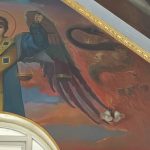 Унікальний розпис у церкві Вінниччини відображає боротьбу України зі злом