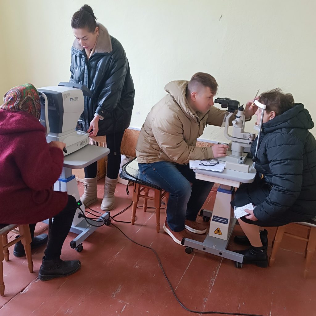 Команда «Ми – Вінничани» організувала огляд зору у Козятинській громаді