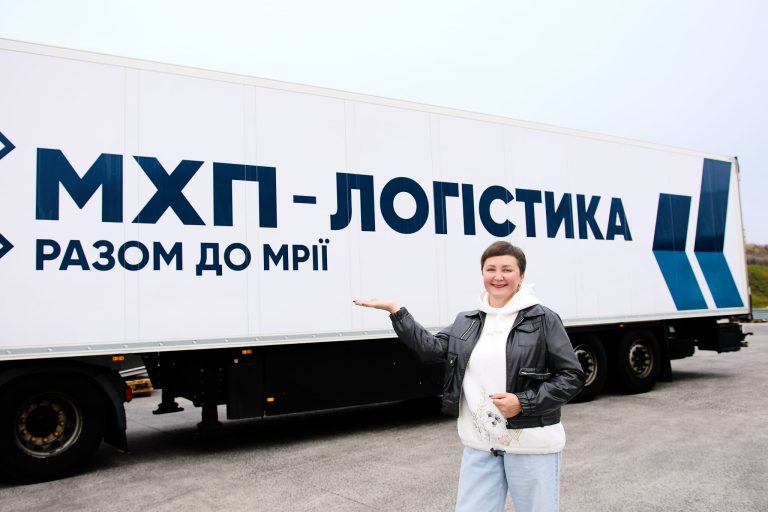 Жінка за кермом 20-тонної фури: історія водійки «МХП-Логістика» Віри Бабій