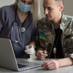 Яку медичну допомогу держава гарантує ветеранам і ветеранкам