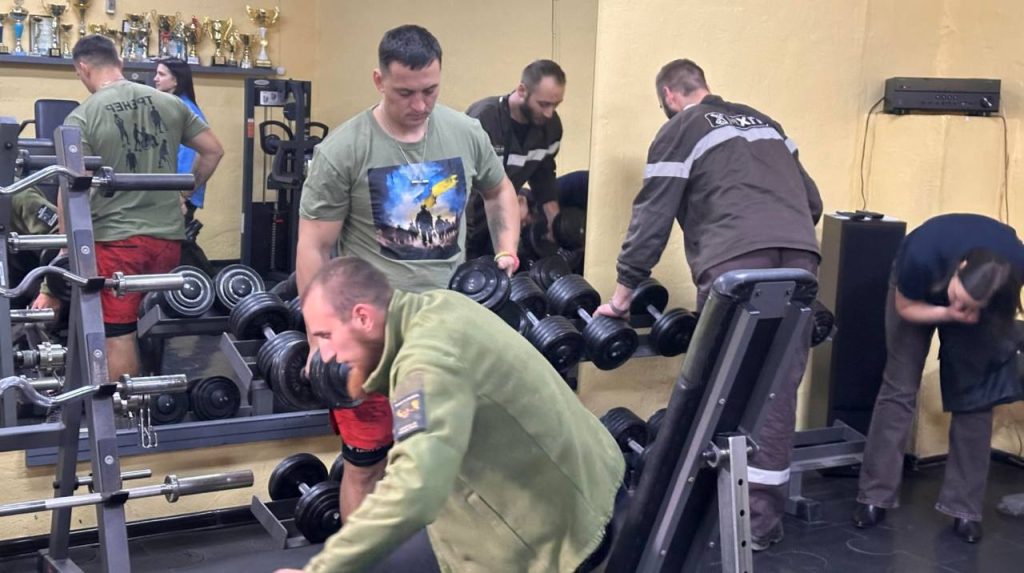 У Ладижині відкрили адаптивний спортзал для військових