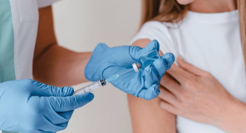 В Україні з 2026 року стартує безоплатна вакцинація проти ВПЛ