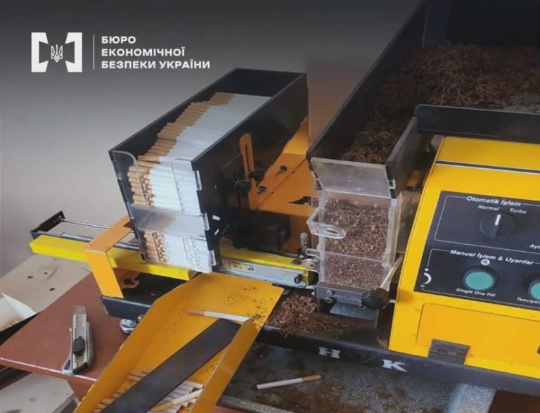 БЕБ викрило нелегальне виробництво тютюну та алкоголю у Вінницькій області