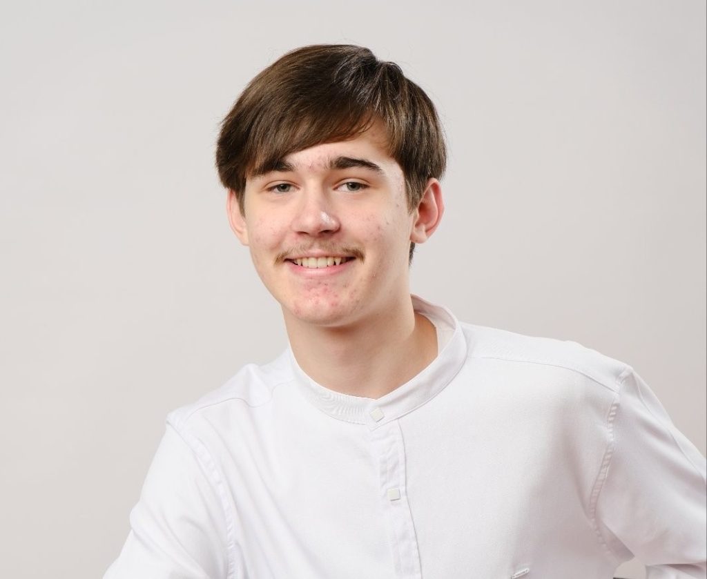 Учень Калинівського ліцею №1 переміг у 10 олімпіадах І етапу