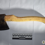 У Хмільнику чоловік убив знайомого сокирою під час застілля