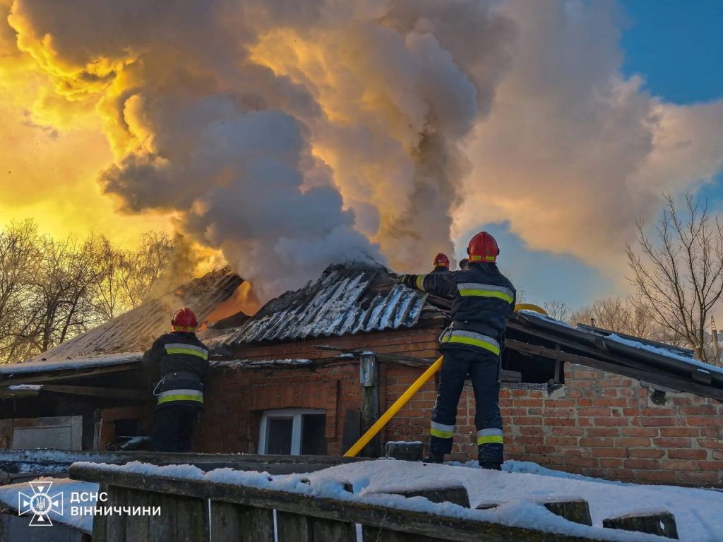 29 пожеж за добу: на Вінниччині загинула людина