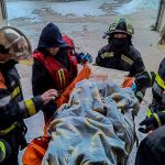 Півторарічна дитина сама в зачиненій квартирі: допомога рятувальників у Вінниці