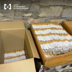 Понад 14 тисяч сигарет і 18 мішків тютюну: БЕБ викрило нелегальний бізнес на Вінниччині