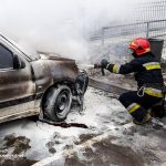 У Вінниці загорівся автомобіль: загалом за добу сталось пʼять пожеж
