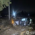 У Вінниці нетверезий водій Mercedes зʼїхав у кювет: травмувались три людини