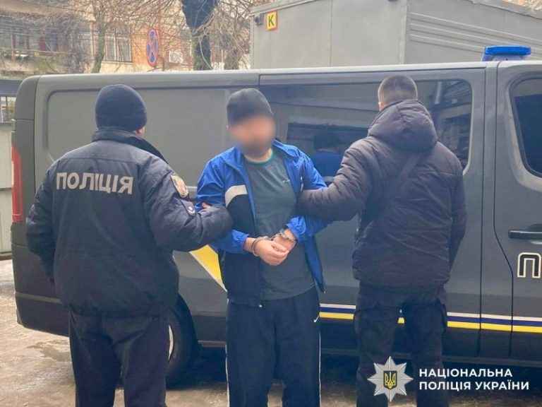 У Вінниці взяли під варту чоловіка, який вчинив насильство над 12-річною дівчинкою