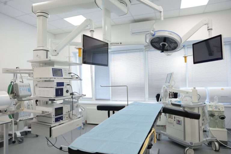 Хмільницька лікарня отримала сучасний томограф для діагностики інсультів