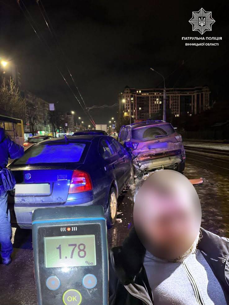 У Вінниці п’яний водій спричинив ланцюгову ДТП із чотирма авто