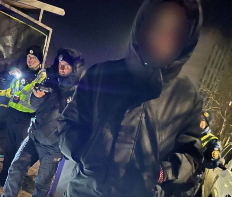 У Вінниці зупинили водія без права керування і з наркотиками