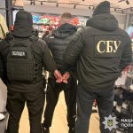 У Вінниці затримали чоловіка, який за 24 тисячі доларів переправляв людей за кордон