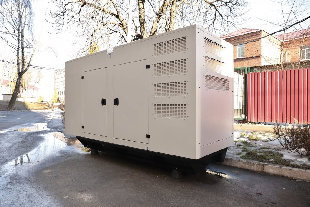 У Вінницькій Пироговці встановили генератор для безперебійної роботи операційних