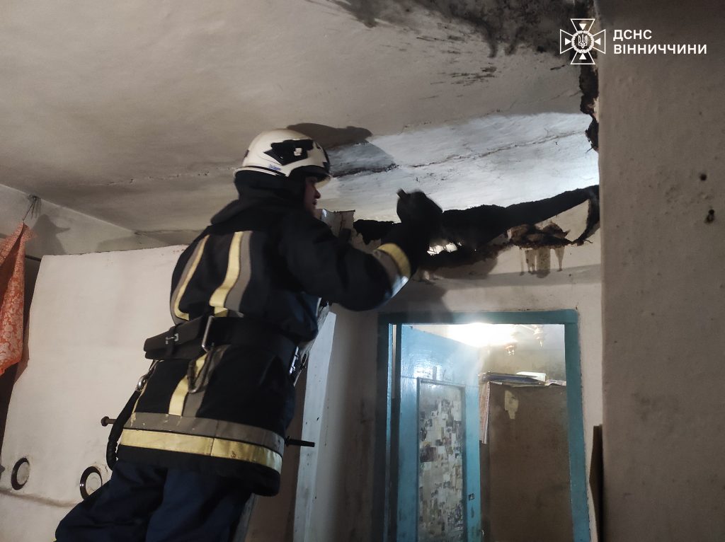 Загорівся інвертор і сажа в комині: деталі пожеж на Вінниччині