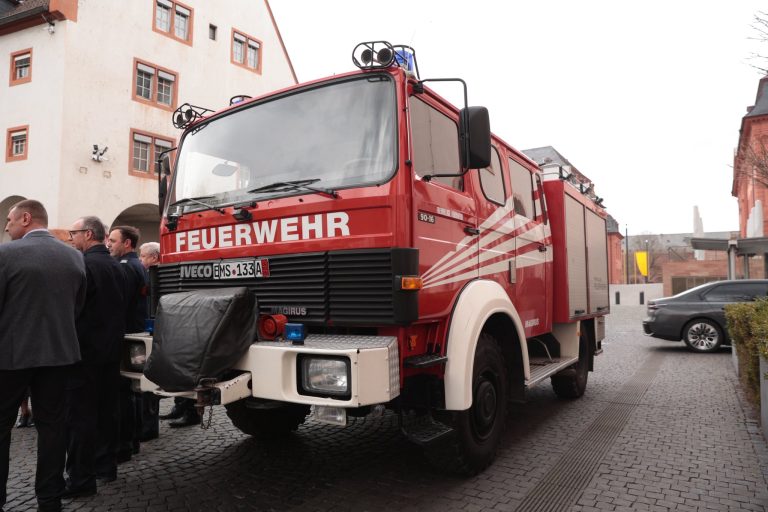 Німецькі партнери передали пожежну машину громаді на Вінниччині