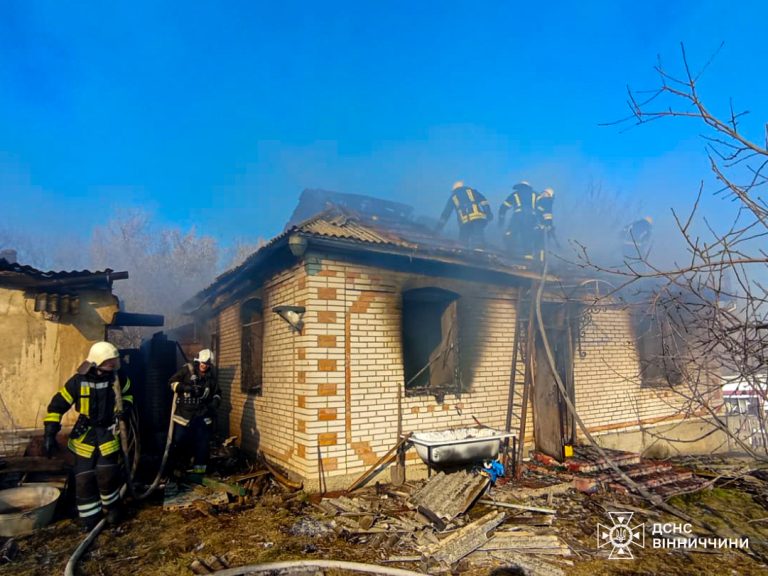 На Вінниччині через дитячі пустощі загорілась господарська будівля