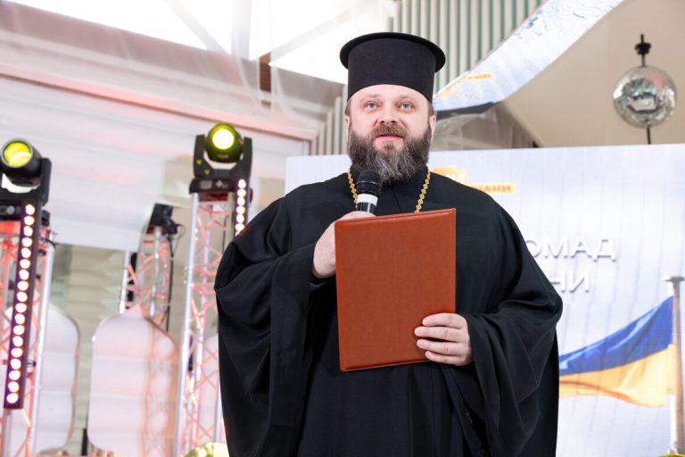 Форум єдності у Вінниці: звернення архієпископа Павла до військових