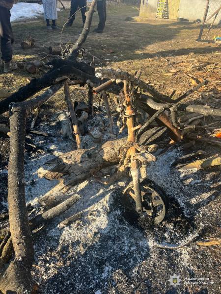 На Вінниччині чоловік підпалив мопед знайомого через ревнощі