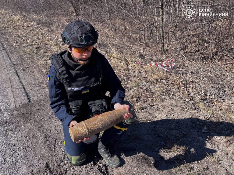 На Вінниччині сапери знищили артилерійський снаряд часів Другої світової війни