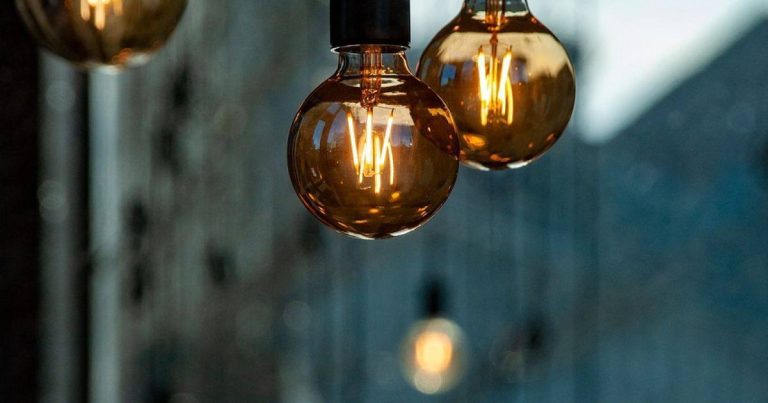 На Вінниччині 16 березня діятимуть графіки відключення світла