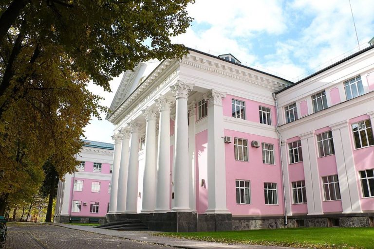 Вінницький медуніверситет отримає понад 30 млн грн на розвиток