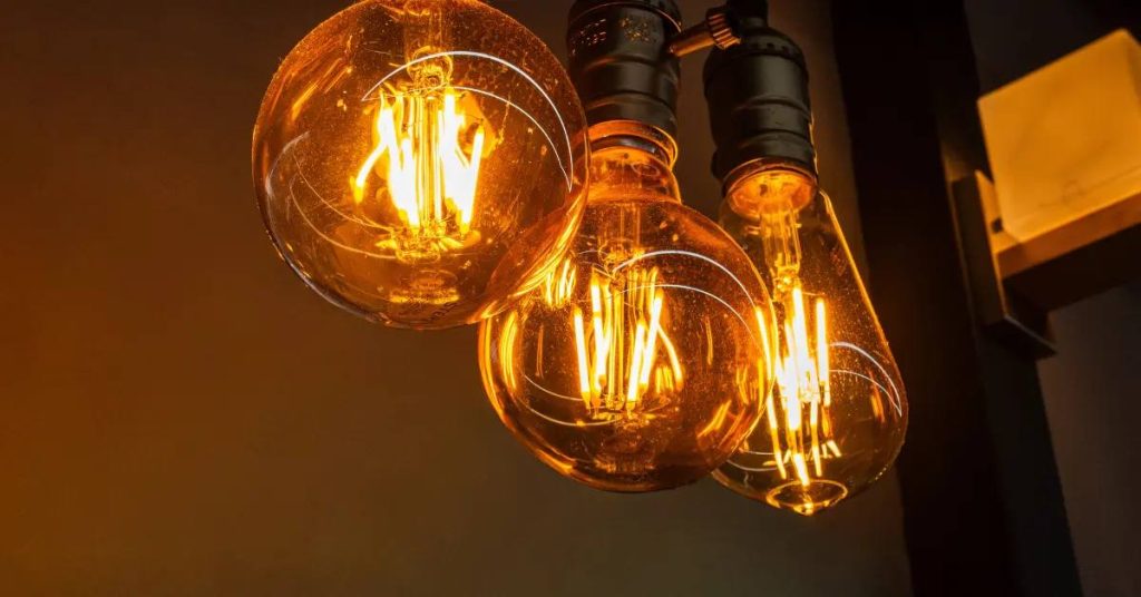 На Вінниччині вводять графіки погодинних відключень світла