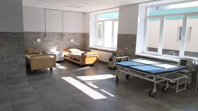 У Козятині відкрили оновлене відділення екстреної допомоги