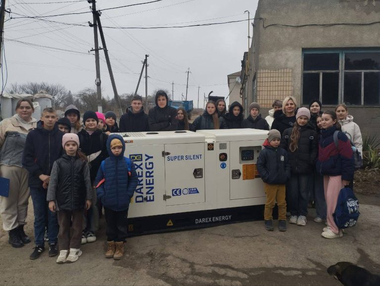 Ліцей на Вінниччині отримав генератор від Тайваню