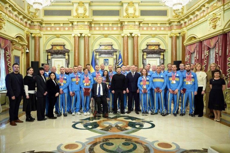 Четверо паралімпійців з Вінниччини отримали державні нагороди