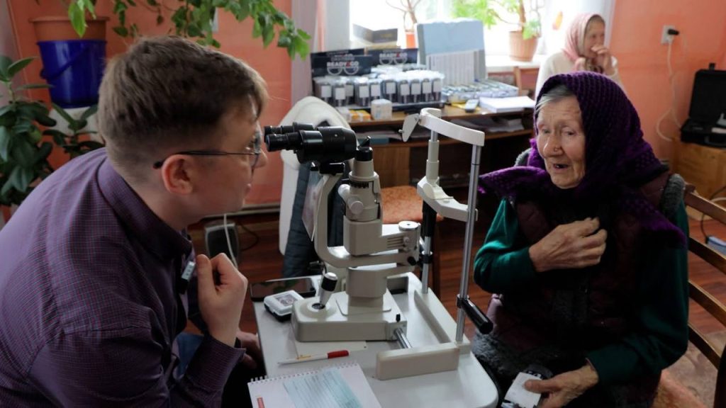 «Лікаря — в село!»: безкоштовні огляди зору у Серебринцях