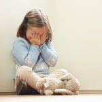 Стрес у дітей: як розпізнати і що робити батькам