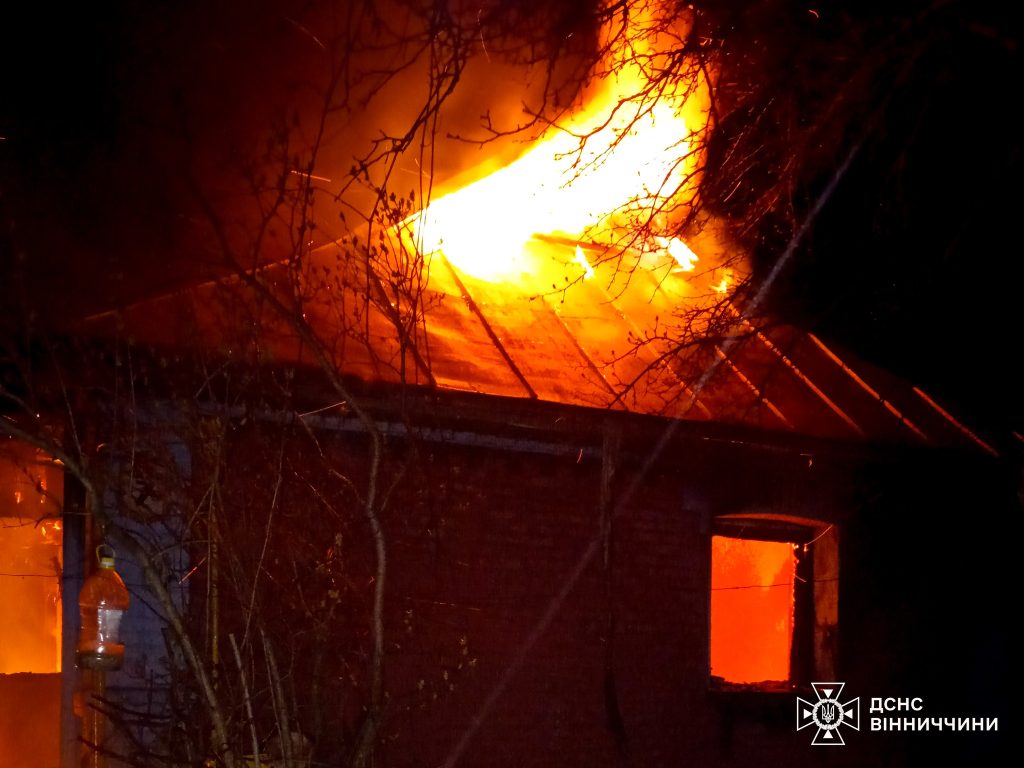 На Вінниччині масово горіли будинки