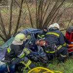 На Вінниччині в ДТП жінку деблокували з понівеченого авто
