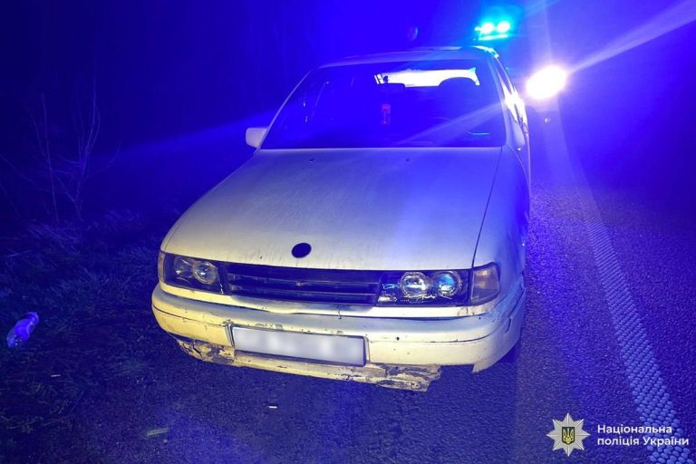 Чоловіки викрали авто на Вінниччині й втекли до Черкащини